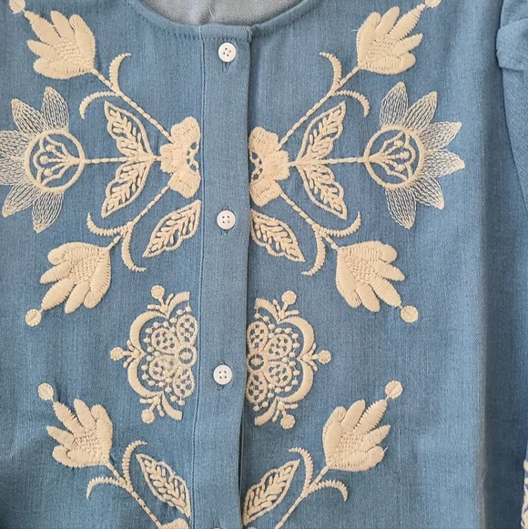 Sezane Shirt - Picture 3 of 11